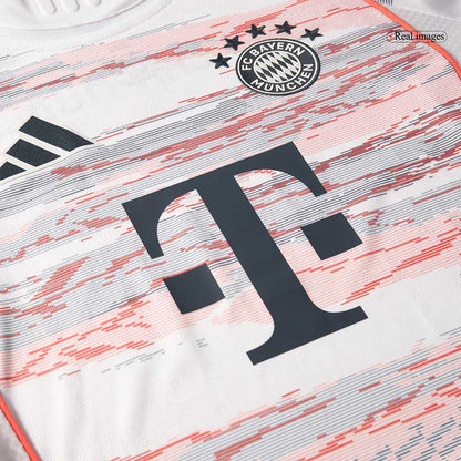 OLISE #17 Bayern Munich Maillot Extérieur 2025/26 Blanc Joueur