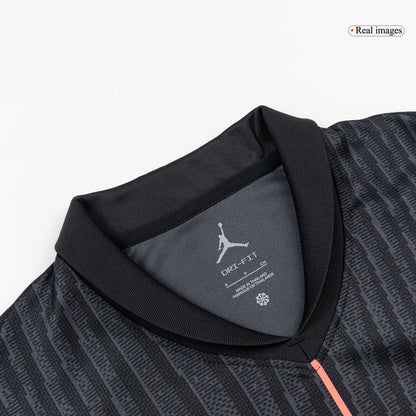 Maillot extérieur numéro quatre du PSG 2025/26 Noir