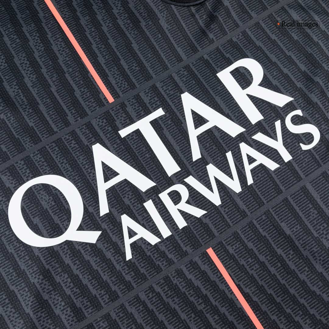 Maillot extérieur numéro quatre du PSG 2025/26 Noir