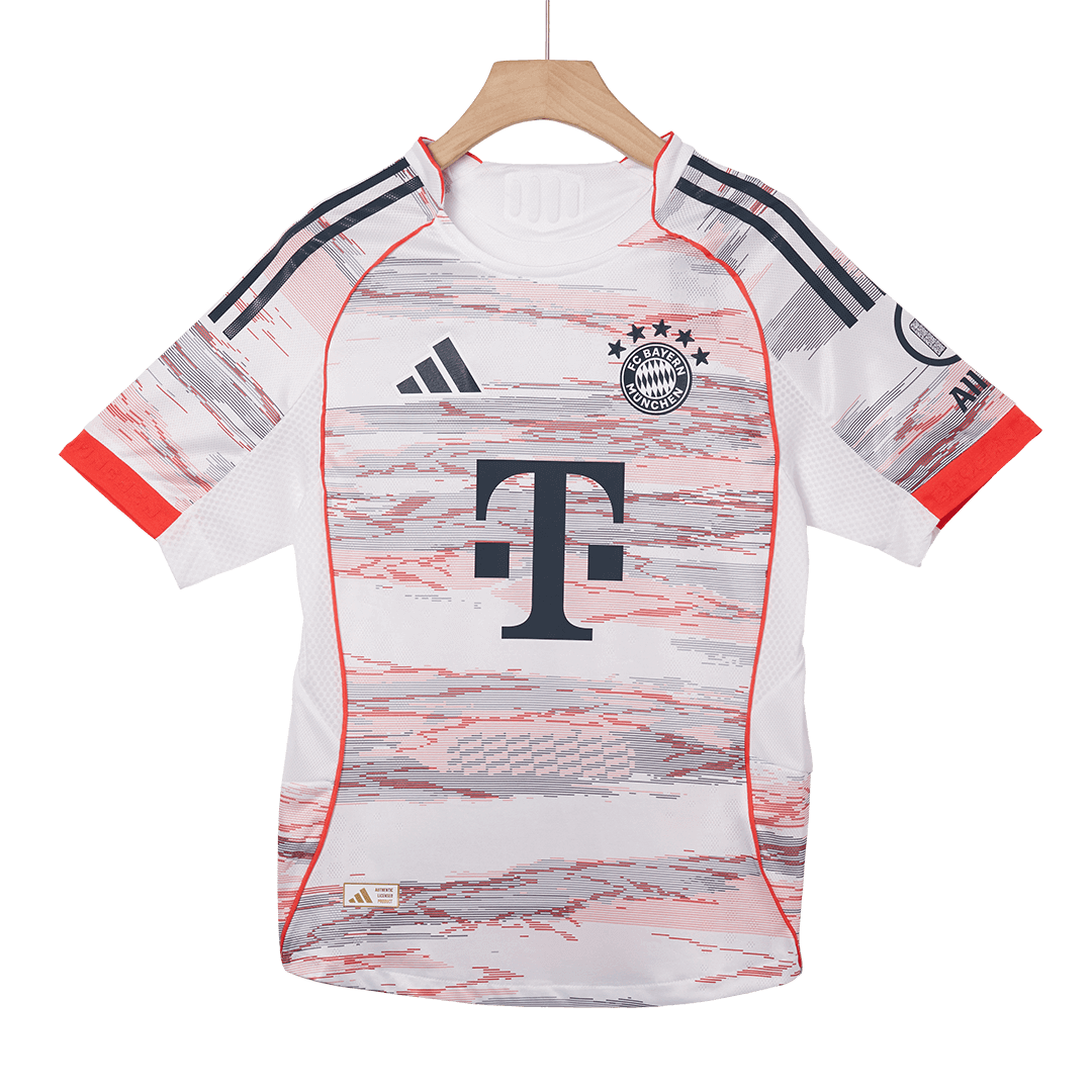OLISE #17 Bayern Munich Maillot Extérieur 2025/26 Blanc Joueur