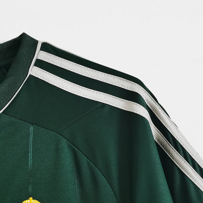 Maillot troisième de la saison 2012/13 du Real Madrid Vert