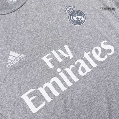 Maillot extérieur rétro gris Real Madrid 2015/16