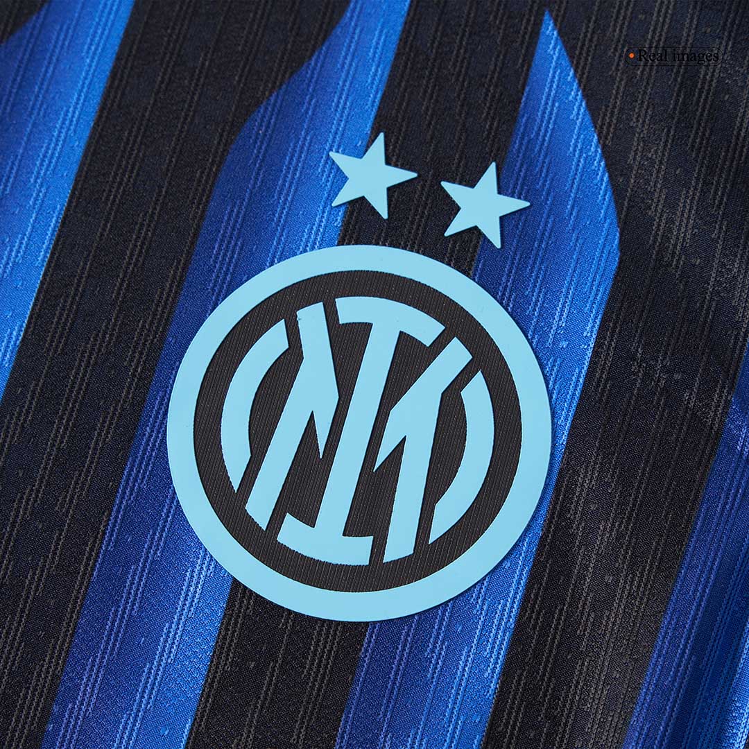 PAVARD #28 Inter Milan Domicile Maillot 2025/26 Bleu et Noir Joueur