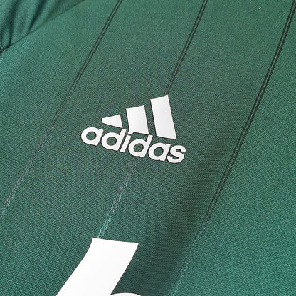 Maillot troisième de la saison 2012/13 du Real Madrid Vert